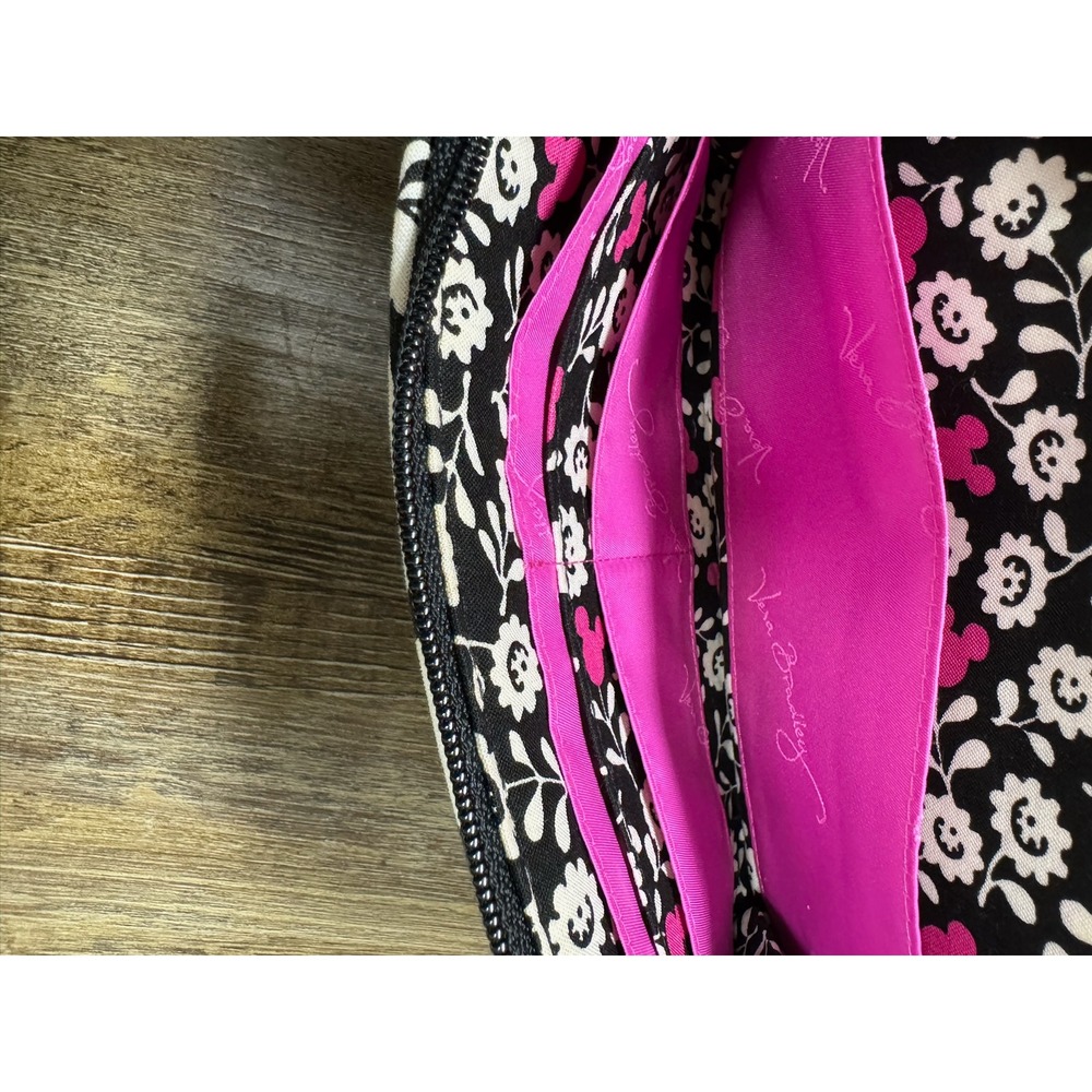 Retired‎ Vera Bradley Disney Mickey Meets Birdie Wallet Wristlet Top Zip - Picture 7 of 10